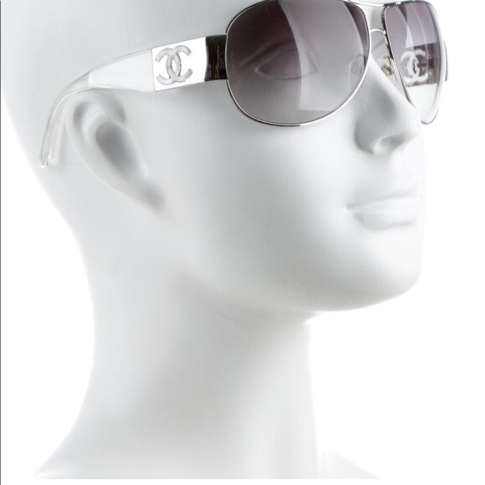 CHANEL AVIATOR SUNGLASSES RARE